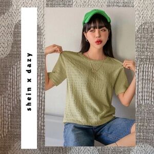 🆕 shein x dazy • green textured v-neck tee